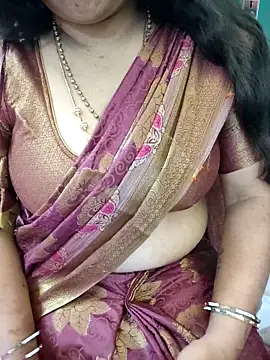 Snapshot of mona__telugu chatting on November 20, 11:44 am mona telugu online show from November 20, 11:44 am