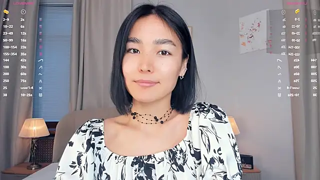 Snapshot of MarieOhler chatting on October 29, 7:07 am MarieOhler online show from October 29, 7:07 am