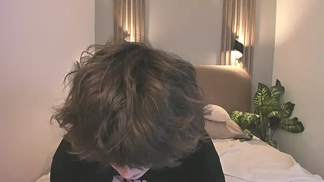 Syndy Dels online show from February 18, 10:55 am