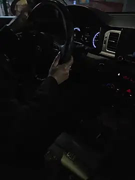 Snapshot of RoomHot404 chatting on February 21, 12:23 am RoomHot404 online show from February 21, 12:23 am