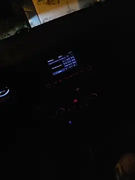 Snapshot of RoomHot404 chatting on February 27, 11:59 pm RoomHot404 online show from February 27, 11:59 pm