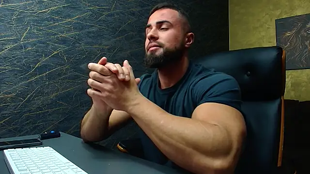 Snapshot of HayesWood chatting on November 7, 5:34 am HayesWood online show from November 7, 5:34 am