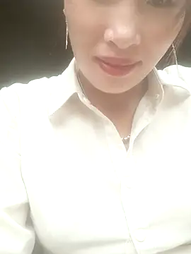 HGiasexy69 online show from June 12, 3:04 am