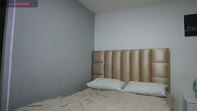 phiamat online show from March 30, 1:07 am