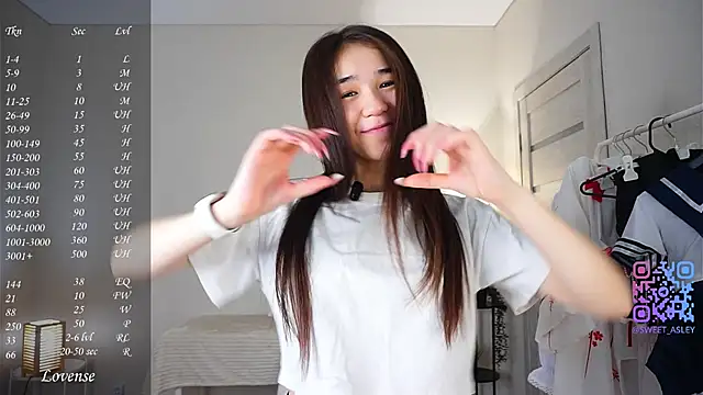 KiraAbling online show from January 9, 6:09 am