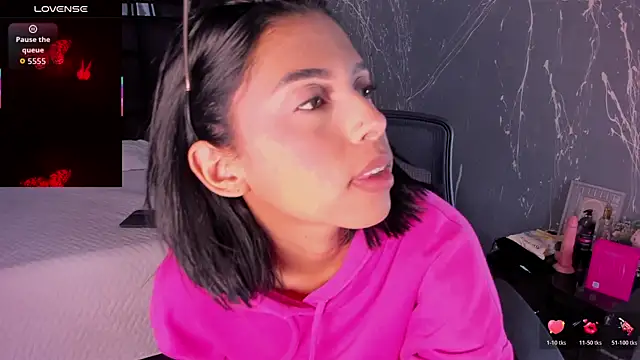 LilithLuxorr online show from November 21, 1:10 pm