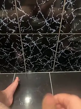 Snapshot of bfbfbfrr chatting on November 13, 3:21 am bfbfbfrr online show from November 13, 3:21 am