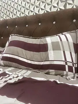 Heena Sharma982 online show from February 4, 5:41 pm