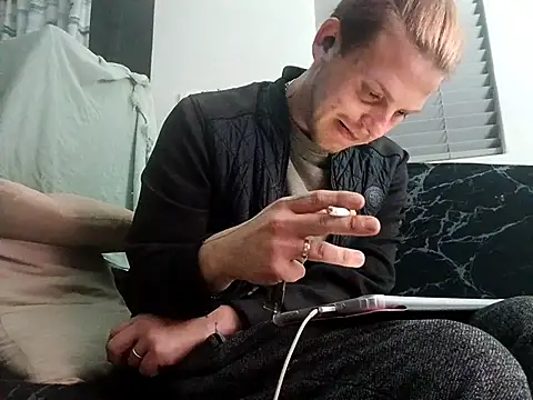 THOMMONSTER5299 online show from November 25, 12:55 am