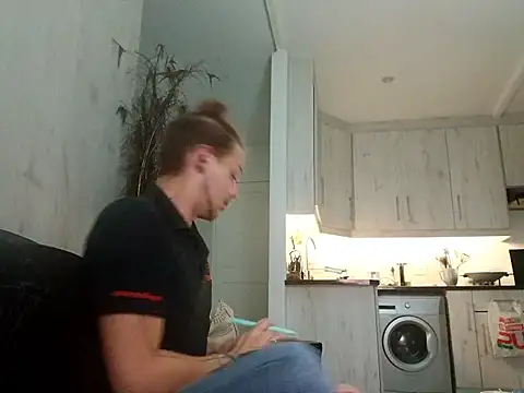 THOMMONSTER5299 online show from November 27, 9:26 pm