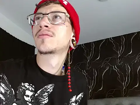 Snapshot of RyanOwenss chatting on October 30, 12:25 pm RyanOwenss online show from October 30, 12:25 pm