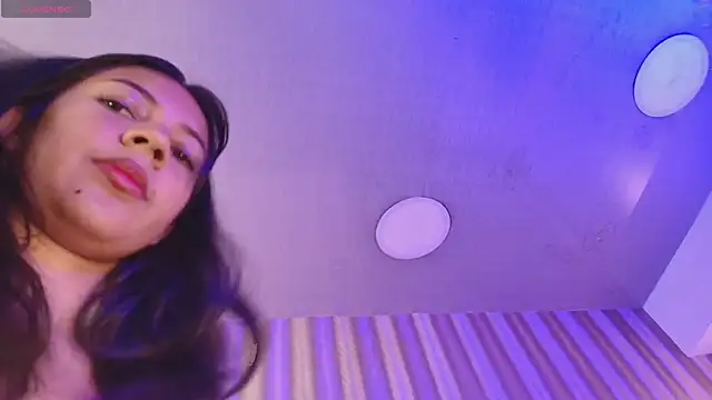 KamyGlam online show from January 17, 8:23 pm