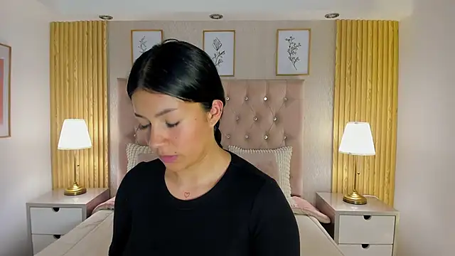 KamyGlam online show from June 19, 8:14 pm