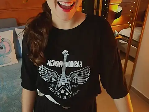 milena kiitty online show from February 9, 11:41 am