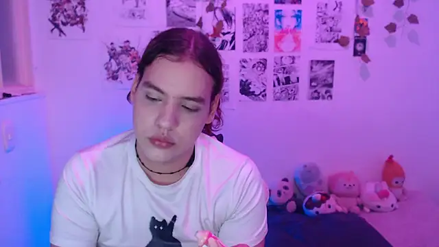 reiko doll online show from October 31, 1:24 am