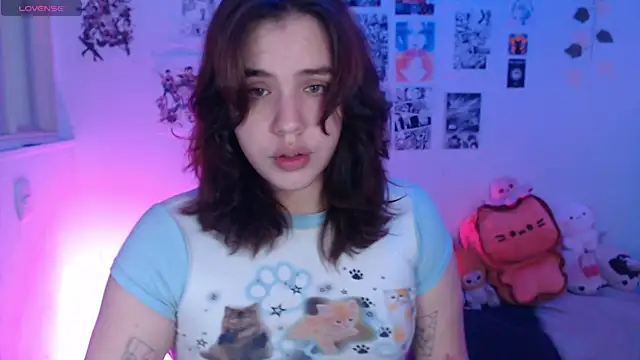 Snapshot of reiko_doll chatting on December 3, 9:36 pm reiko doll online show from December 3, 9:36 pm