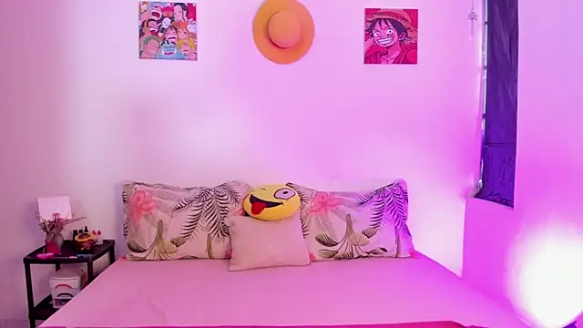 julialex  online show from November 13, 8:13 pm