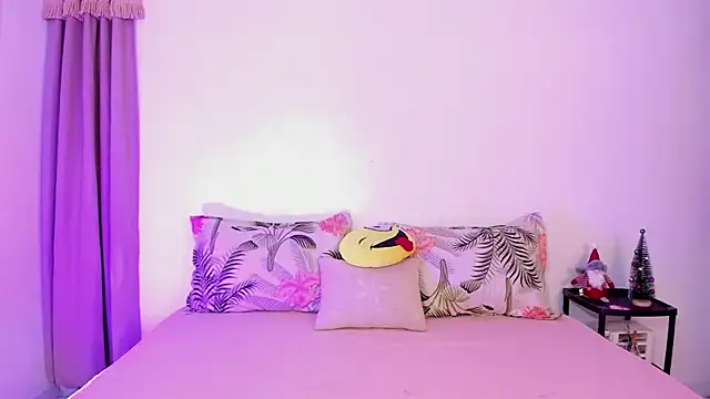 julialex  online show from November 24, 7:03 pm