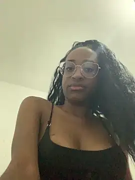 Valeriaaa20 online show from April 6, 1:45 am