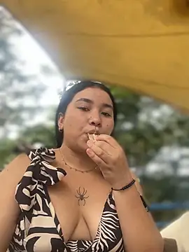 Vickybon online show from October 29, 7:35 pm