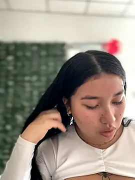 Vickybon online show from November 19, 7:25 pm