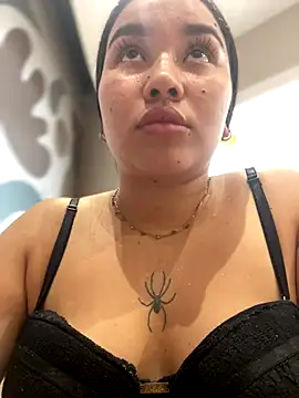 Vickybon online show from November 30, 9:04 pm