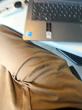 LeoBlaze13 online show from October 28, 8:19 pm