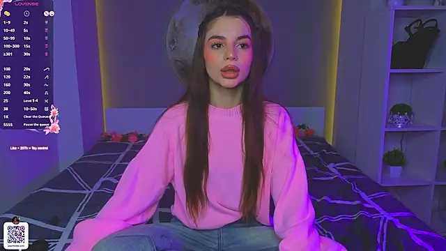 LauraHansil online show from March 3, 7:10 pm