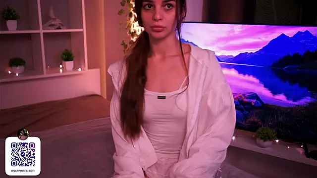 LauraHansil online show from November 10, 7:13 am