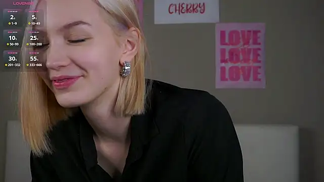 VetaManhardt online show from March 11, 10:59 pm