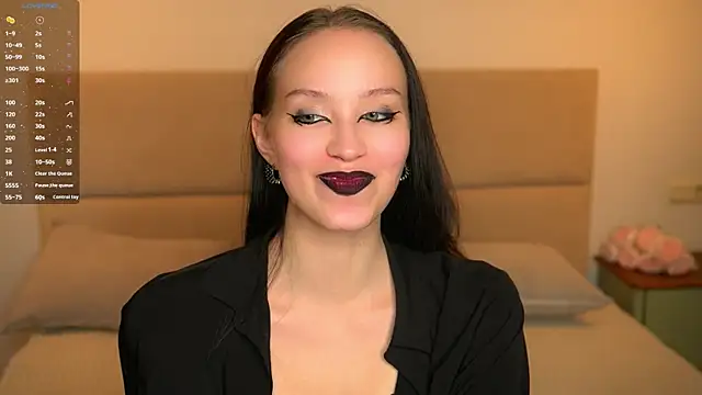 Snapshot of VetaManhardt chatting on November 21, 8:30 pm VetaManhardt online show from November 21, 8:30 pm