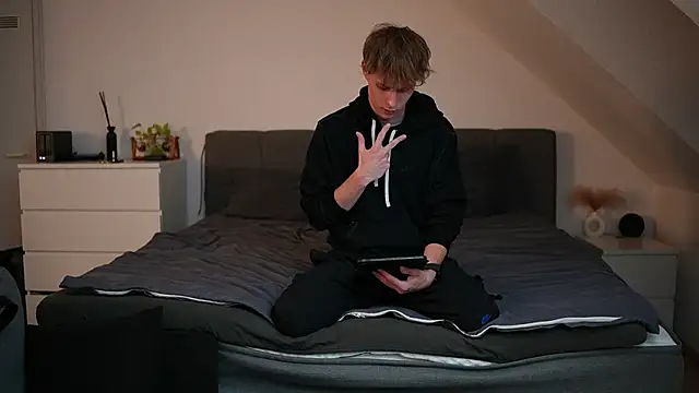 InnocentGuysOF online show from March 23, 6:19 pm