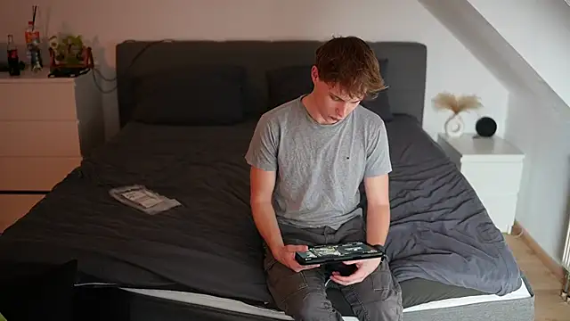 InnocentGuysOF online show from March 20, 6:20 pm