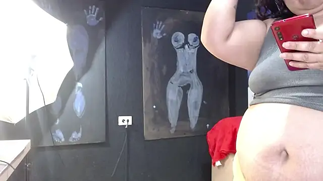 Snapshot of serenamystsh chatting on October 30, 8:28 pm serenamystsh online show from October 30, 8:28 pm