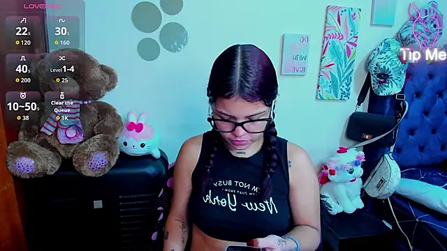 Emma boo online show from February 2, 3:33 pm