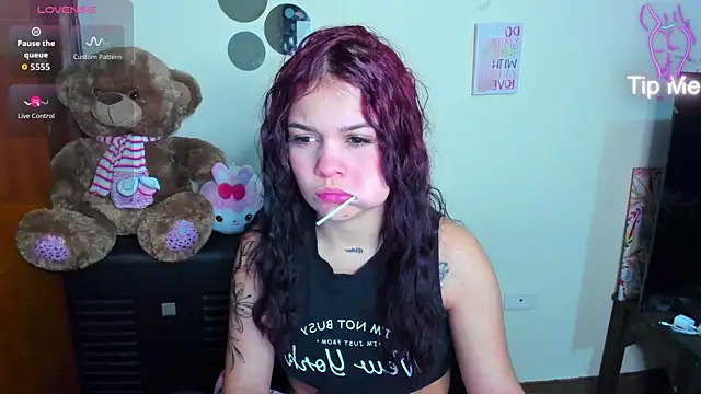 Emma boo online show from April 7, 12:01 am