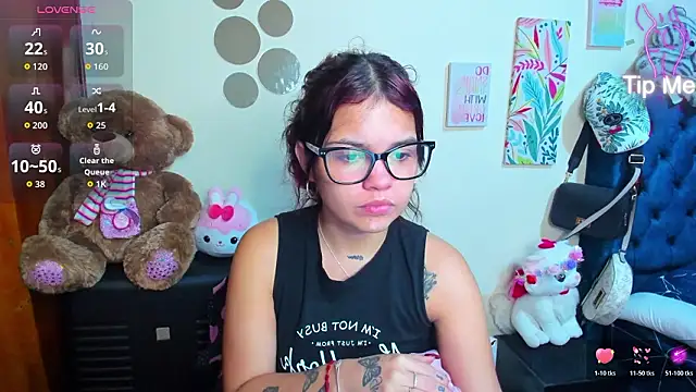 Emma boo online show from February 3, 1:49 pm