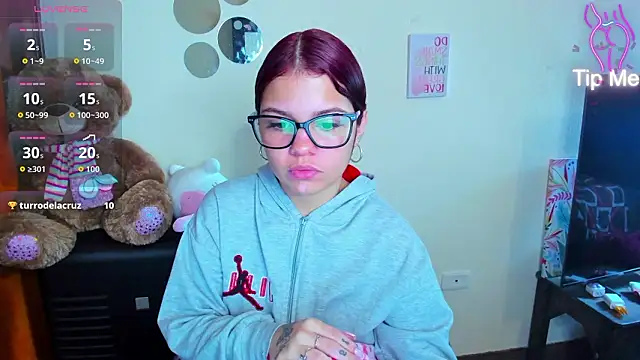 Emma boo online show from February 16, 3:21 pm