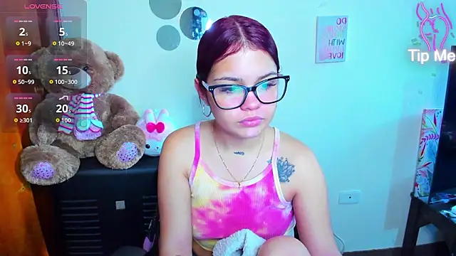 Emma boo online show from March 29, 2:41 pm