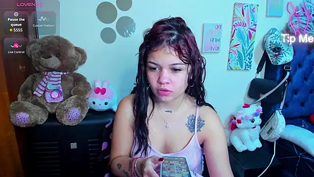 Emma boo online show from February 4, 3:07 pm