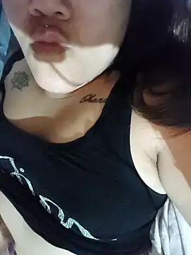 Camilu23 online show from February 12, 12:10 am