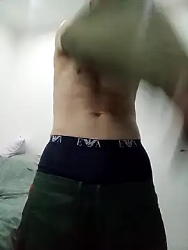 Snapshot of Caliguy36 chatting on November 7, 6:01 pm Caliguy36 online show from November 7, 6:01 pm