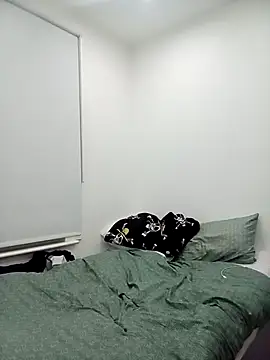 Snapshot of Caliguy36 chatting on November 14, 1:53 am Caliguy36 online show from November 14, 1:53 am