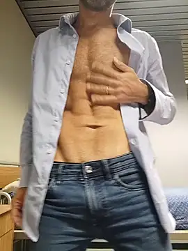 Snapshot of panco_pillo chatting on November 17, 6:23 pm panco pillo online show from November 17, 6:23 pm