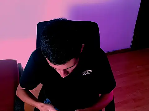 Snapshot of noah_jack01 chatting on November 3, 8:56 pm noah jack01 online show from November 3, 8:56 pm