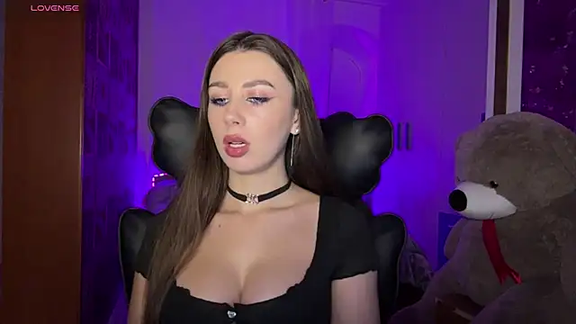 SweetCherry  N online show from November 15, 6:01 pm