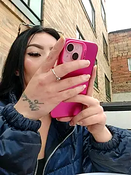 Snapshot of Moon_And_Sunn chatting on October 30, 1:42 pm Moon And Sunn online show from October 30, 1:42 pm