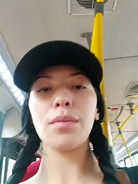 Snapshot of Moon_And_Sunn chatting on October 29, 3:55 pm Moon And Sunn online show from October 29, 3:55 pm