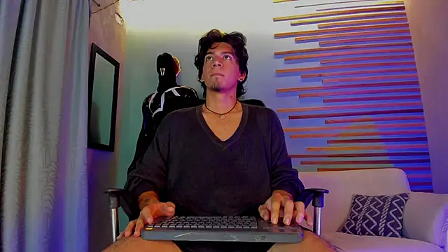 Snapshot of kane_del_toro chatting on November 27, 7:53 am kane del toro online show from November 27, 7:53 am