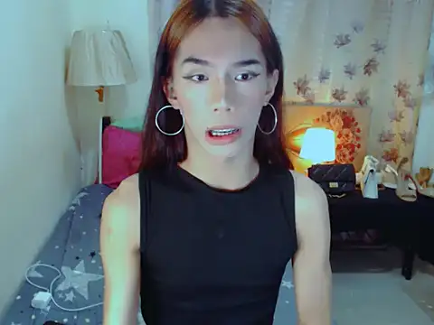 EXOTICGEORGINA online show from January 12, 10:14 pm